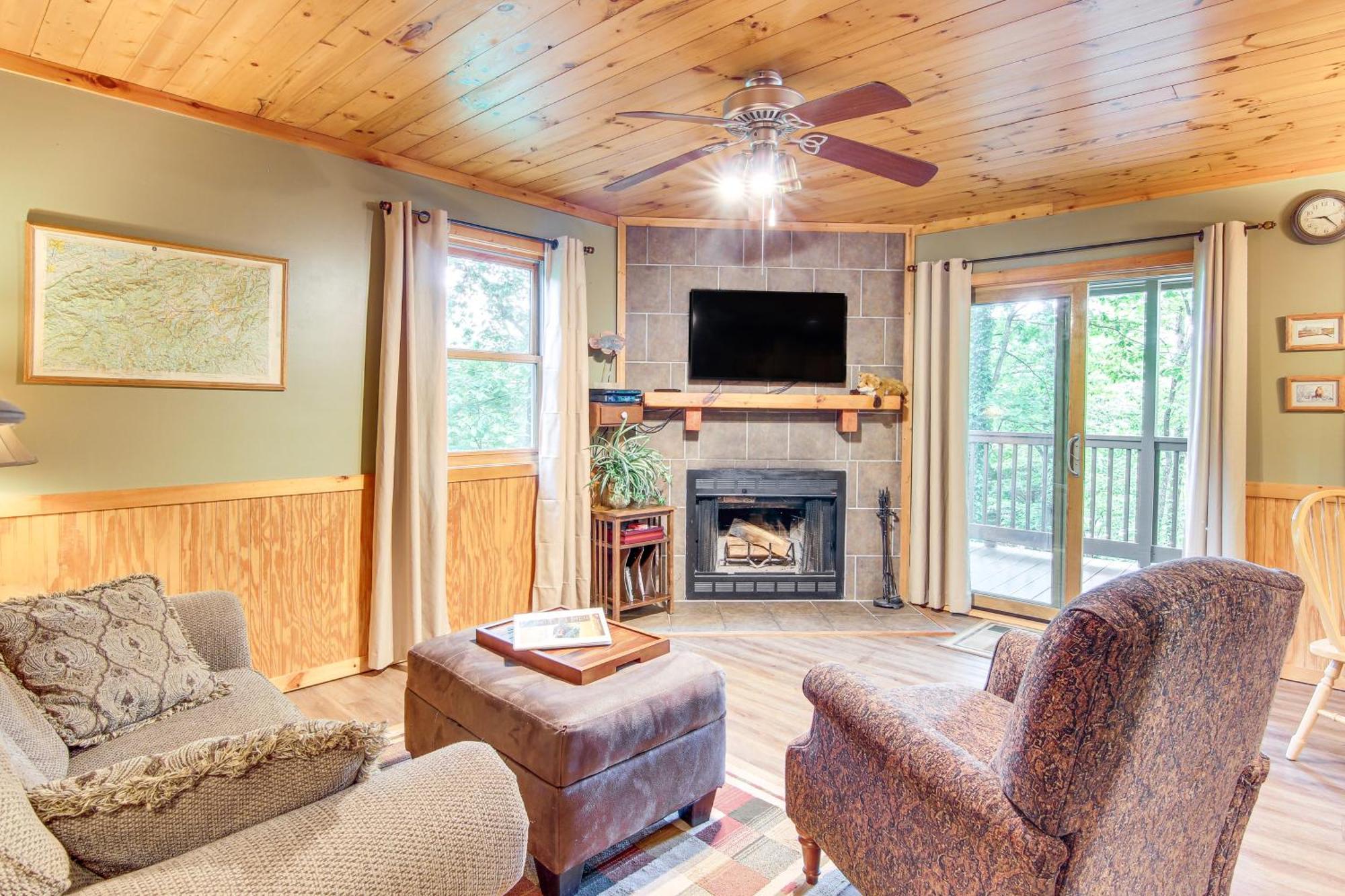 Charming Fox Den Cabin In Whittier With Hot Tub! Extérieur photo